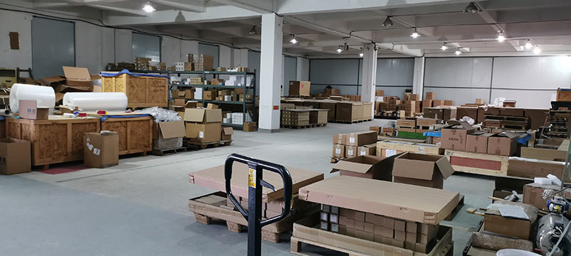 壓縮空氣及真空過濾干燥產(chǎn)品倉庫一角2 壓縮空氣及真空過濾干燥產(chǎn)品倉庫一角2