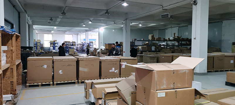 壓縮空氣及真空過濾干燥產(chǎn)品倉庫一角1 壓縮空氣及真空過濾干燥產(chǎn)品倉庫一角1