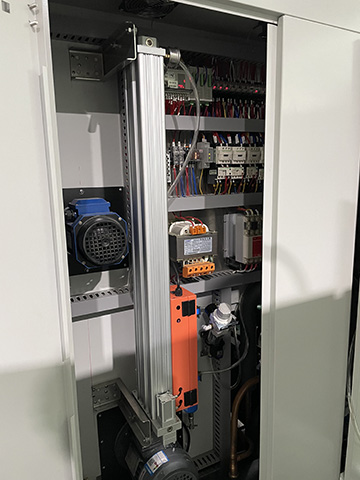 SR HAD系列吸附式干燥機(jī)集成在試驗箱中